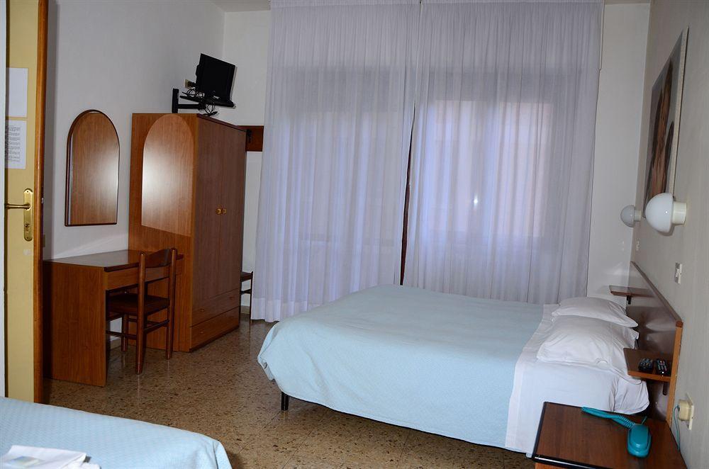 Hotel Cecile Pisa Eksteriør billede