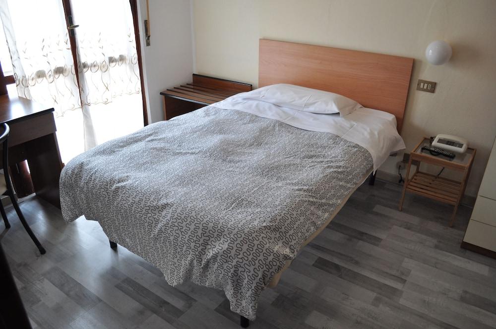 Hotel Cecile Pisa Eksteriør billede