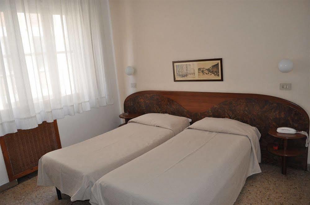 Hotel Cecile Pisa Eksteriør billede
